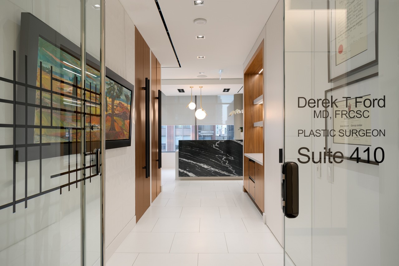 Toronto Plastic Surgery Office Toronto & Oshawa Near Me